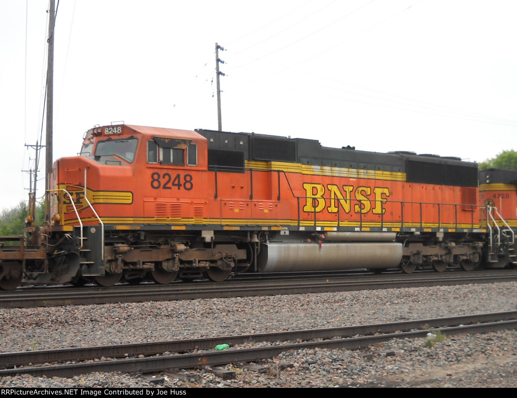 BNSF 8248